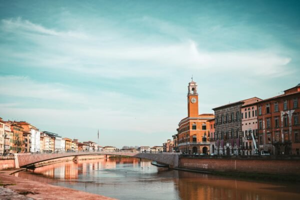 Un paseo entre calles y río - Pisa