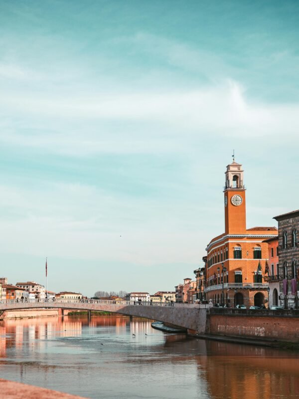 Un paseo entre calles y río - Pisa